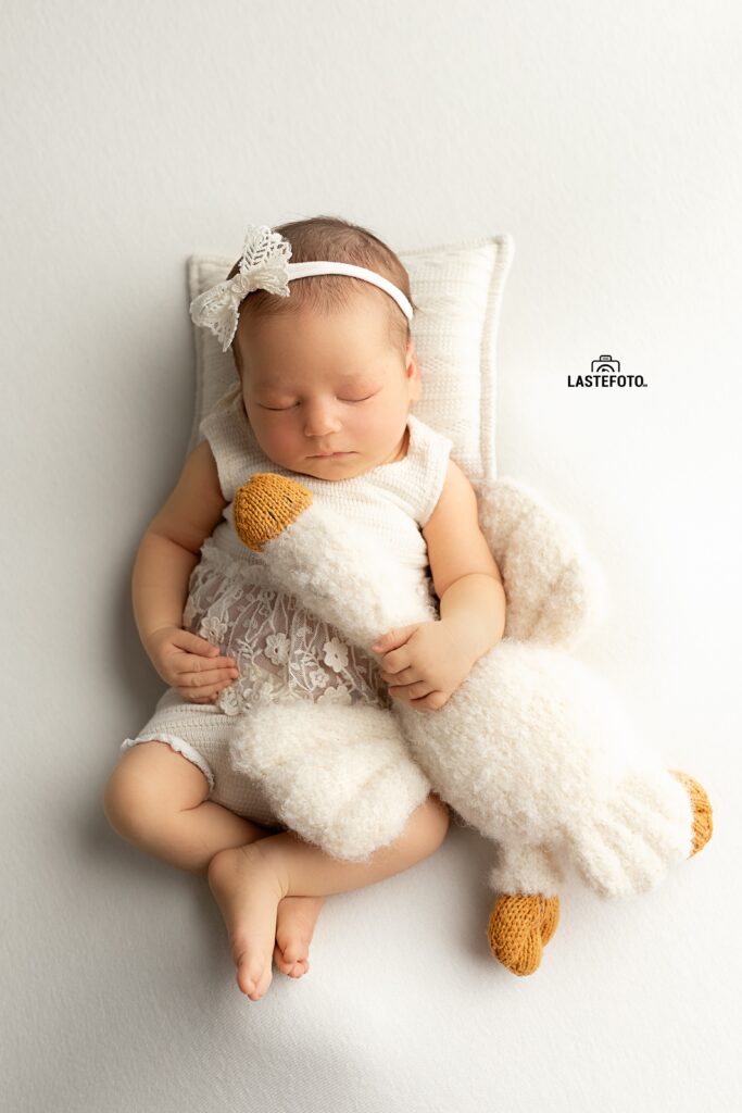 Baby Photographer Things to Consider When Choosing a Newborn Photographer 4